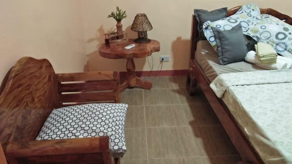 Anvel Homestay Basco Eksteriør bilde